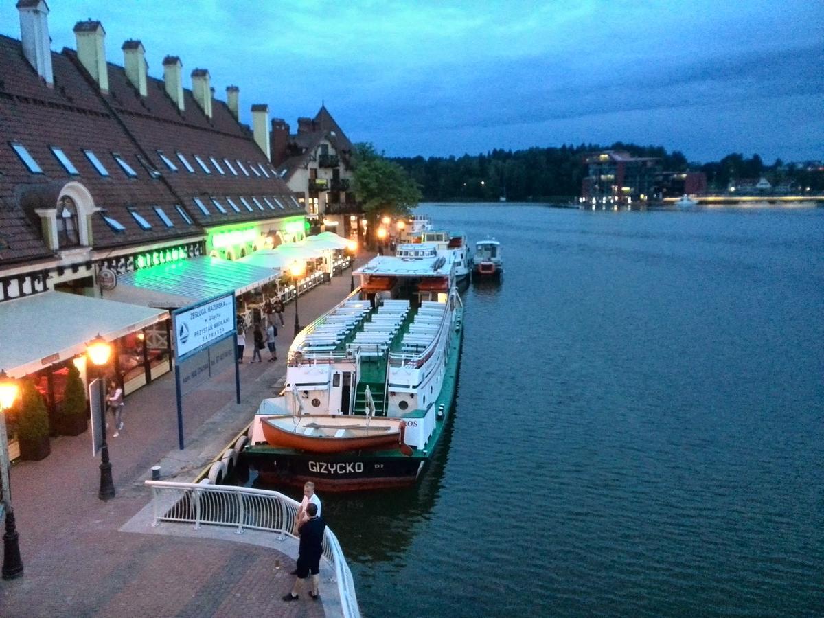 Mikolajki Apartamenty Rynek Mikołajki Exterior foto